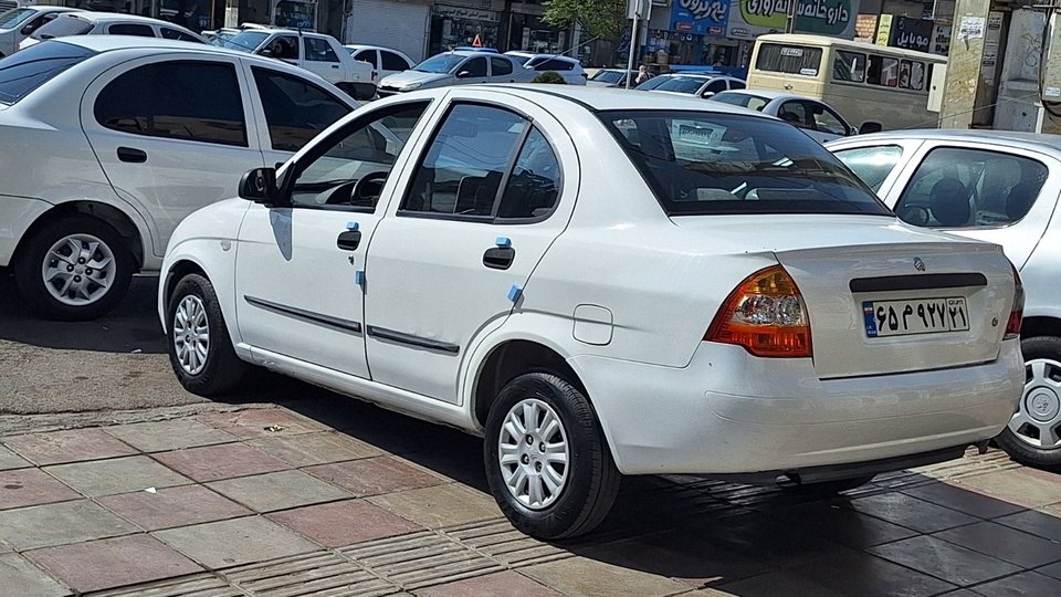 سایپا تیبا صندوق‌دار مدل 1400 سفید